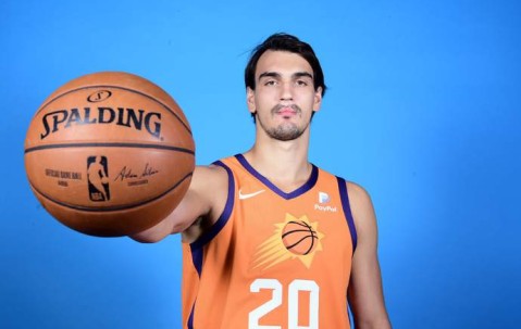 菲尼克斯太阳内部会议纪要流出：转会期复出首秀，欧冠使命明确，更衣室氛围转暖的简单介绍-lol全球总决赛官网